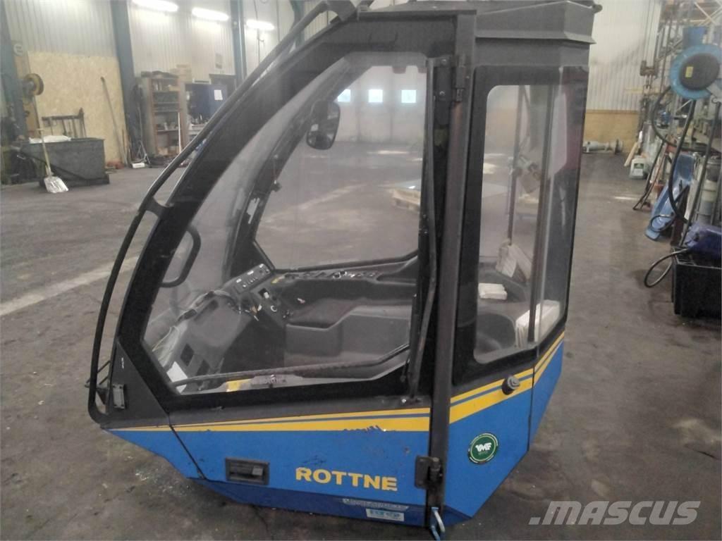 Rottne H20 Kabīnes un interjers