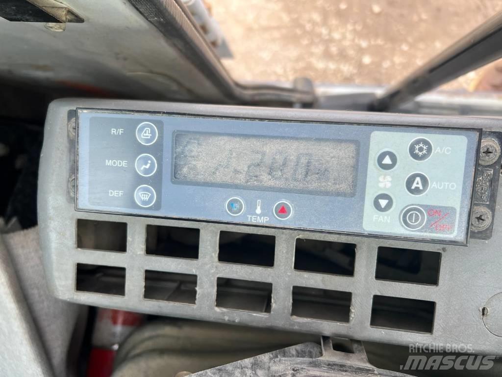 Kobelco SK 200-6 E Kāpurķēžu ekskavatori