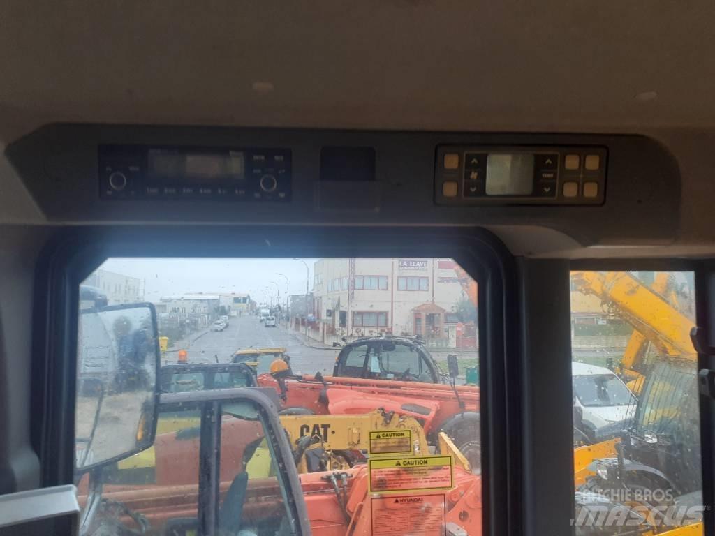 Hyundai HL 757-9 A Iekrāvēji uz riteņiem