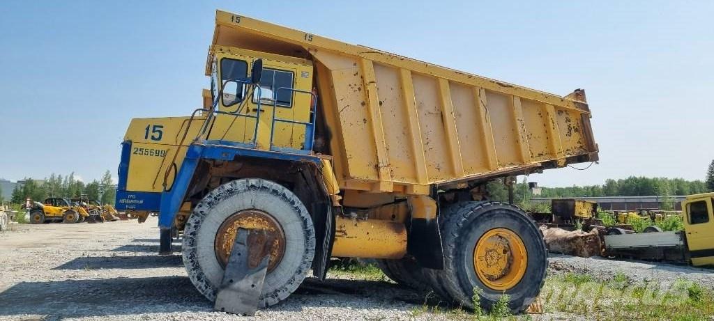 Belaz 75473 Karjeras kravas automašīnas