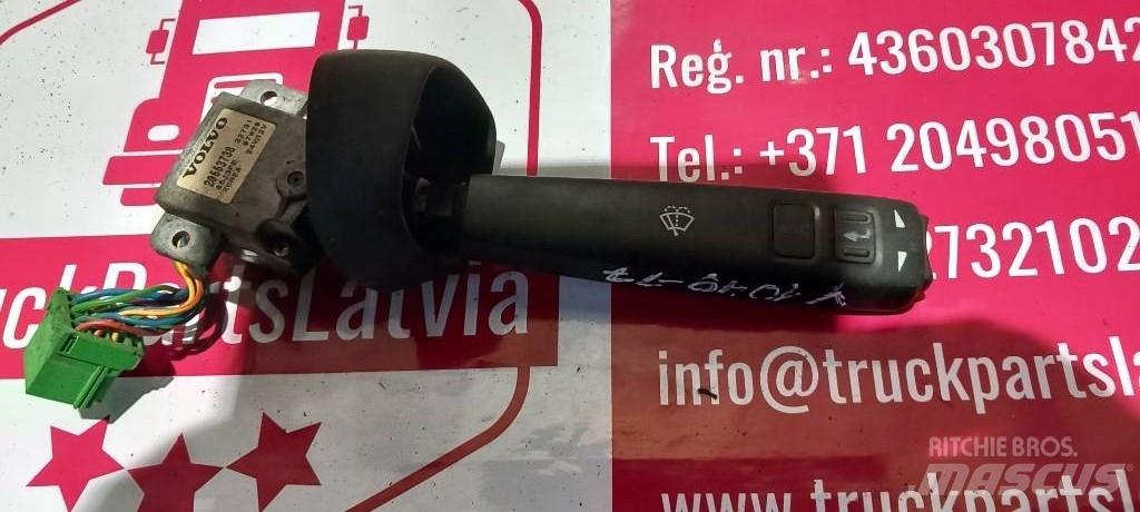 Volvo FH 12.  20553738 Kabīnes un interjers