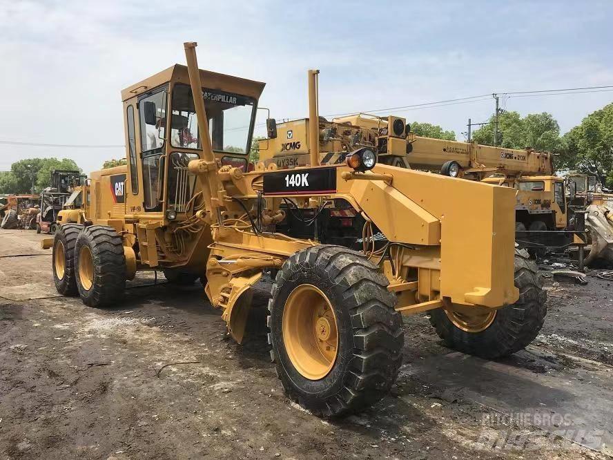 CAT 140 Greideri