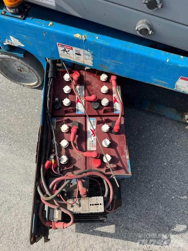 Genie GS 1930 Šķerveida pacēlāji