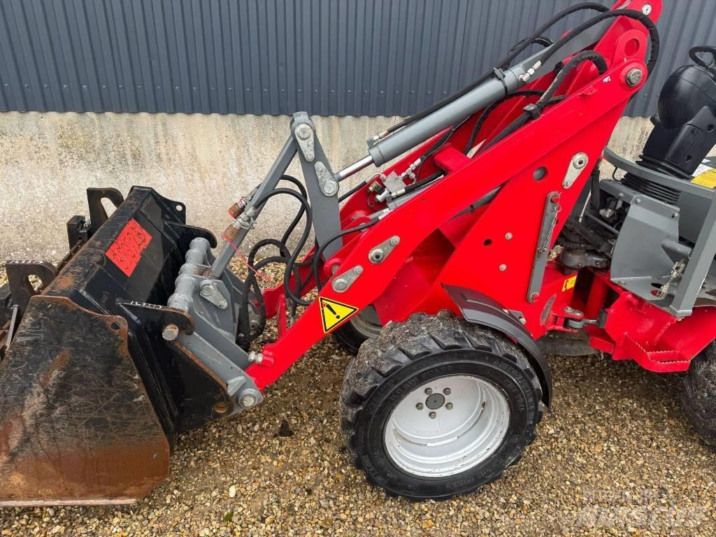Weidemann 1140 Iekrāvēji uz riteņiem