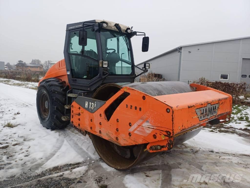 Hamm H13 i Vienvalča grunts veltņi