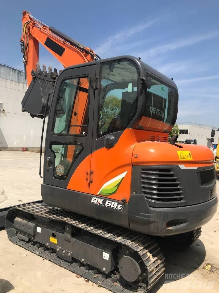 Doosan DX 60 Mini ekskavatori < 7 t