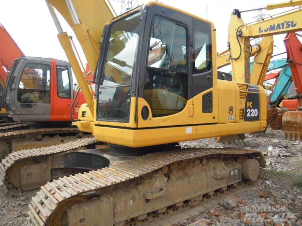 Komatsu PC 220-8 Kāpurķēžu ekskavatori