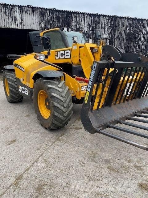 JCB 538-60 Lauksaimniecības pacēlāji