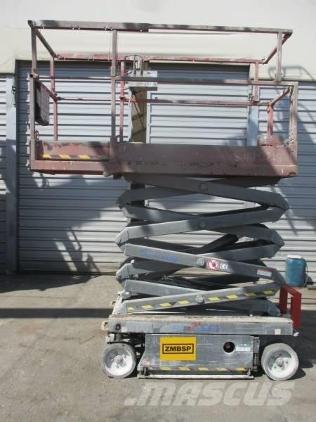 SkyJack SJ III 3219 Šķerveida pacēlāji