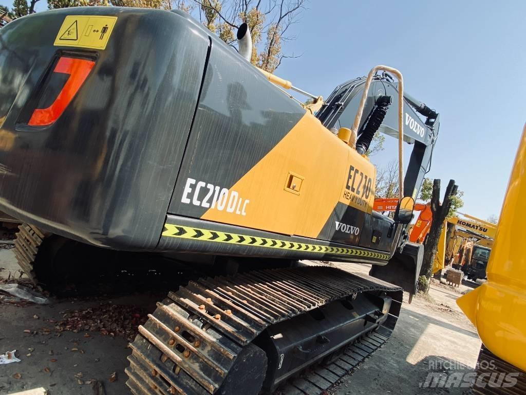 Volvo EC210DL Kāpurķēžu ekskavatori