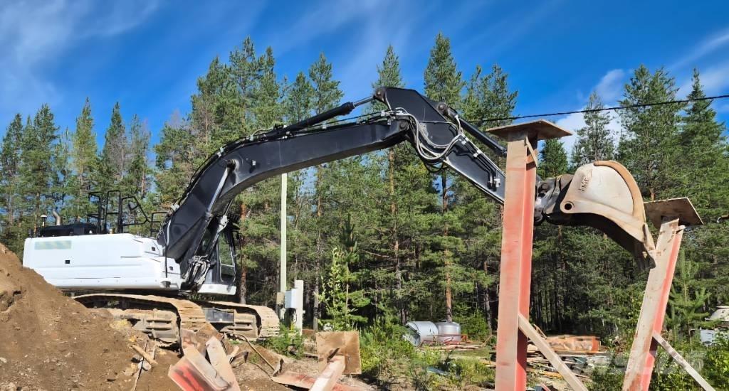 Hidromek HMK 300 LC Kāpurķēžu ekskavatori