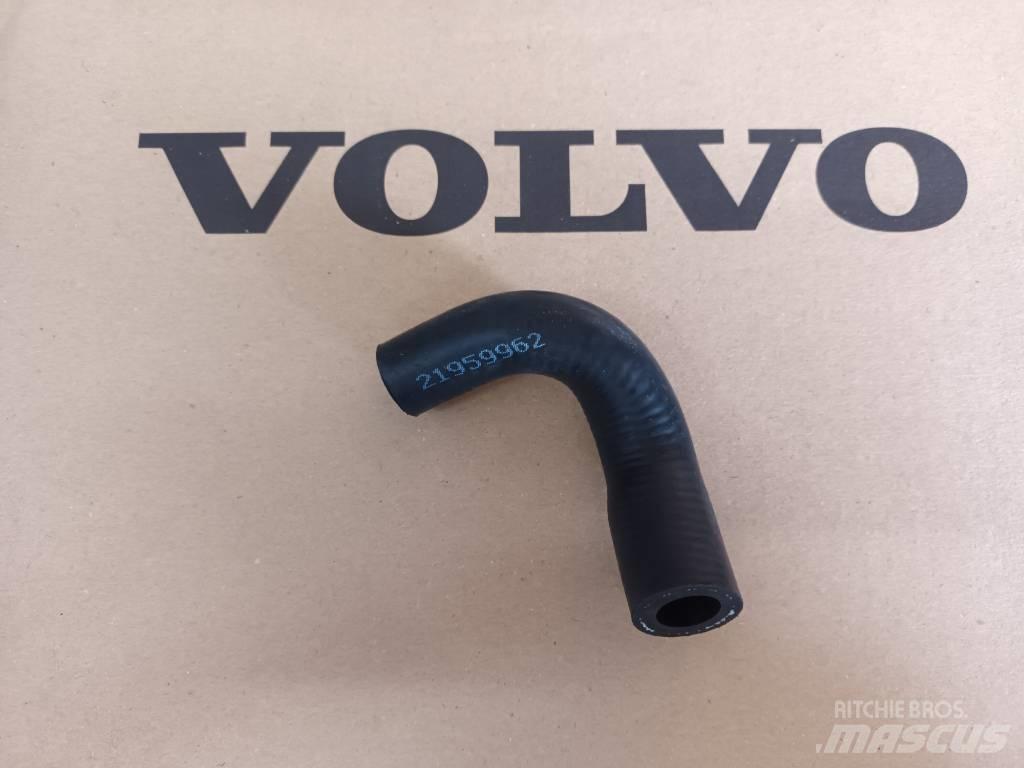 Volvo HOSE 21959962 Dzinēji