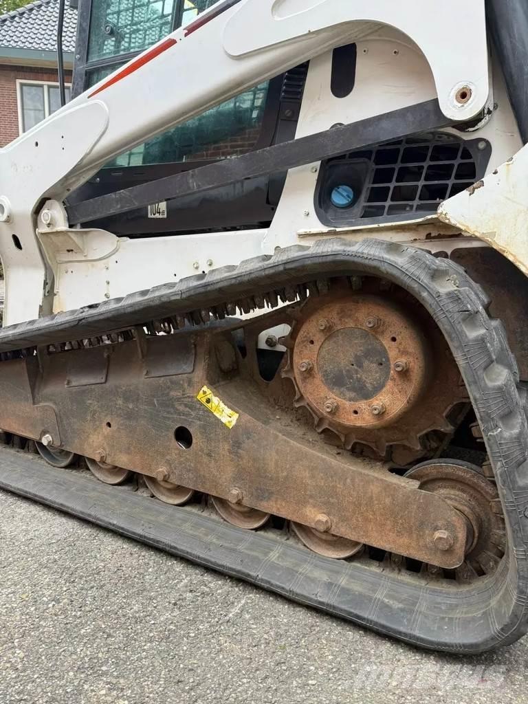 Bobcat T770 Lietoti riteņu kompaktiekrāvēji