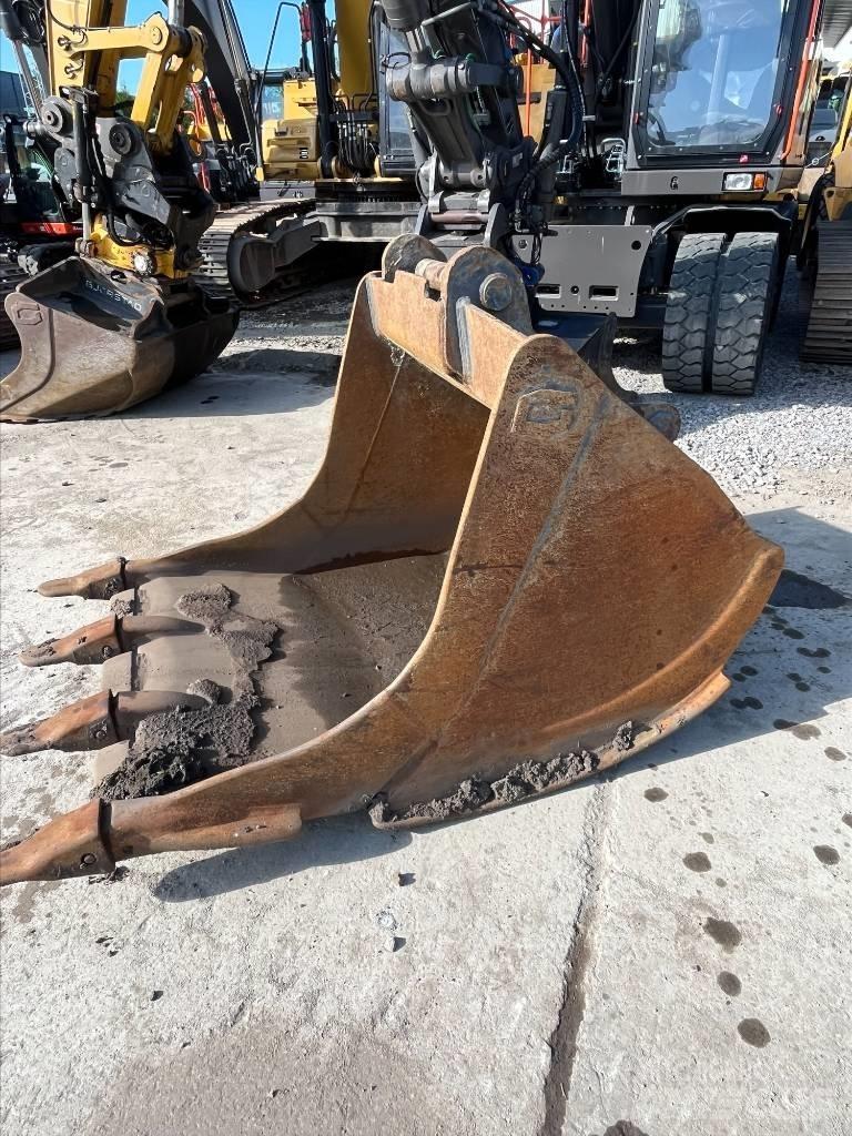 CAT 325FL CR Kāpurķēžu ekskavatori