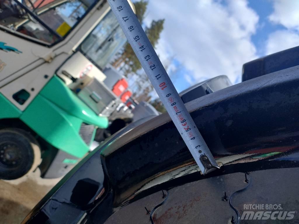 BKT VF710/75R42  2KPL Riepas, riteņi un diski