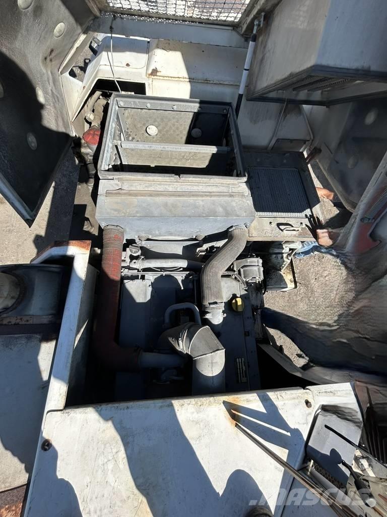 Wirtgen W 1200 F Asfalta dzesēšanas iekārtas