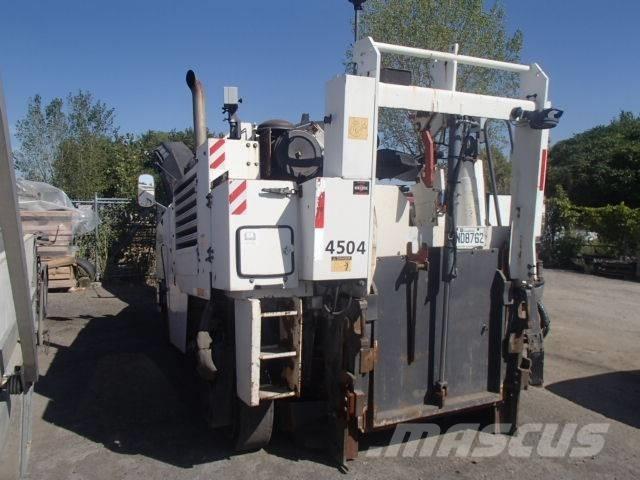 Wirtgen W 1200 F Asfalta dzesēšanas iekārtas