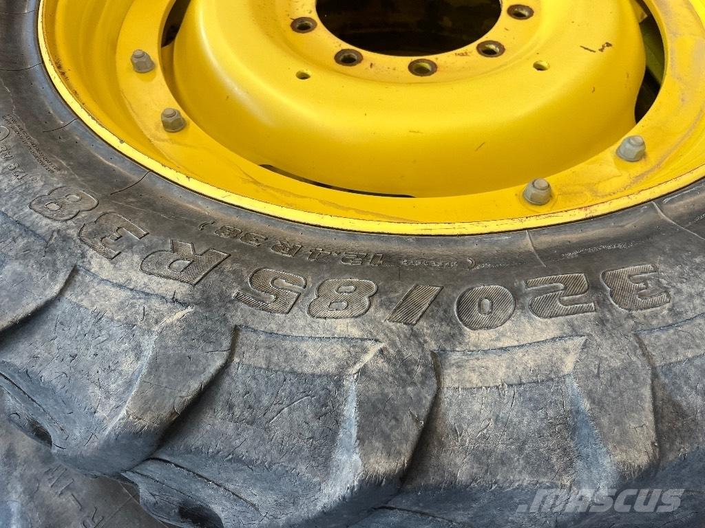 John Deere 6190 R Riepas, riteņi un diski
