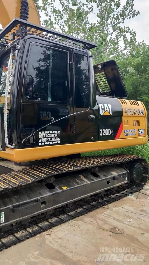 CAT 320D2 Kāpurķēžu ekskavatori