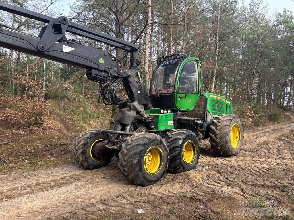 John Deere 1170 E Harvesteri