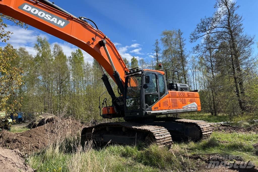 Doosan DX 420 LC Kāpurķēžu ekskavatori