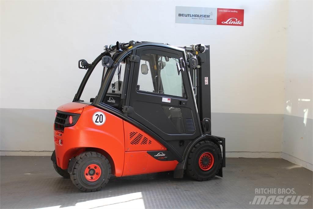 Linde H30D Tehnika ar dīzeļa dzinēju