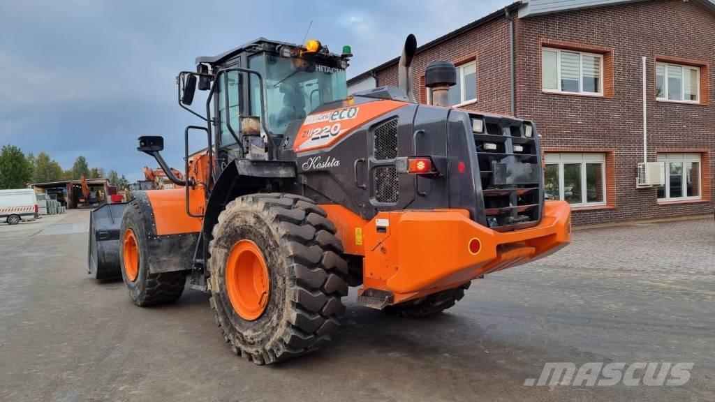 Hitachi ZW 220-6 Iekrāvēji uz riteņiem