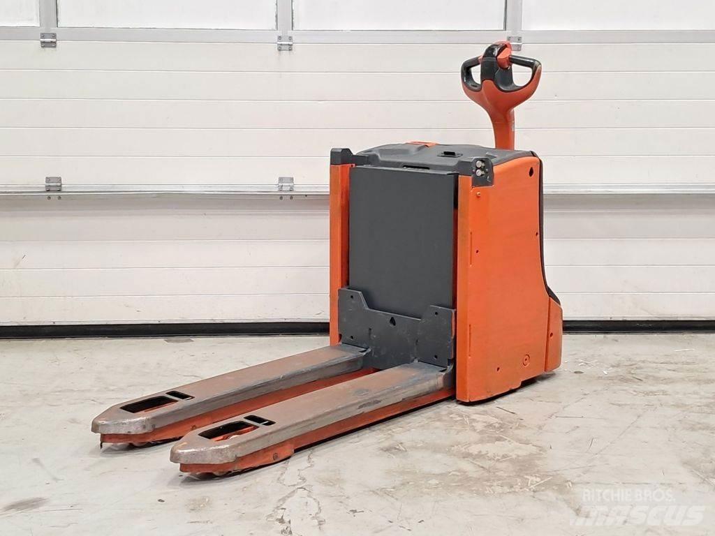 Linde T16L Zemie palešu pacēlāji