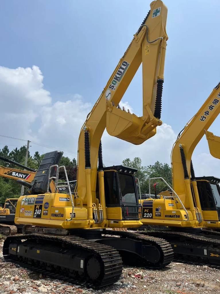 Komatsu PC 240-8 Kāpurķēžu ekskavatori