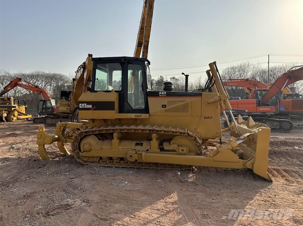 CAT D 6 G Kāpurķēžu buldozeri