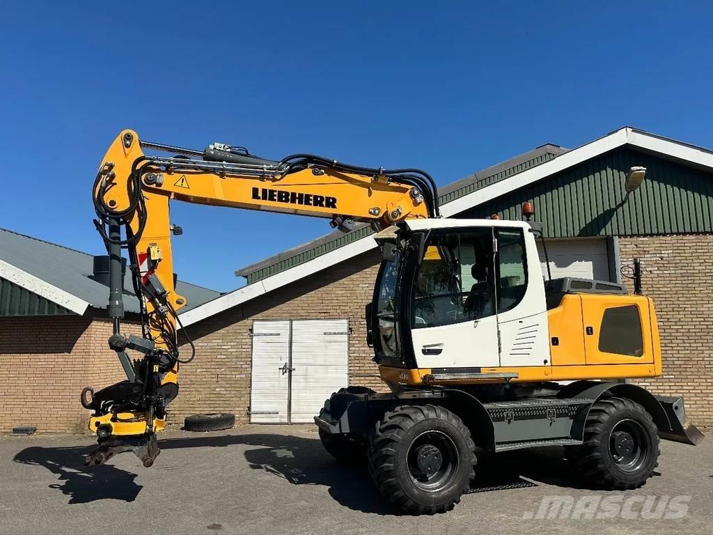 Liebherr A916 Ekskavatori uz riteņiem