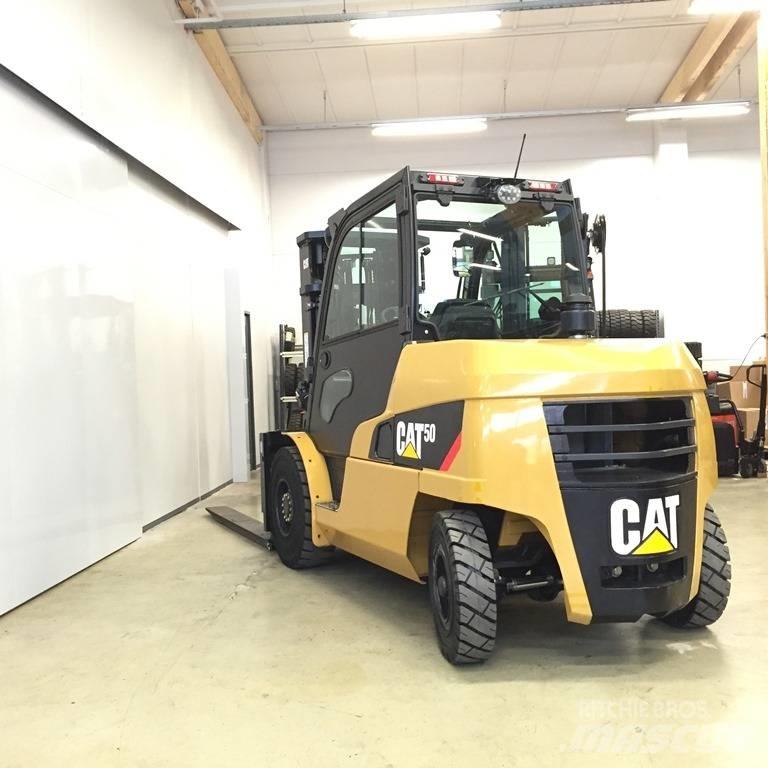 CAT DP 50 N Tehnika ar dīzeļa dzinēju