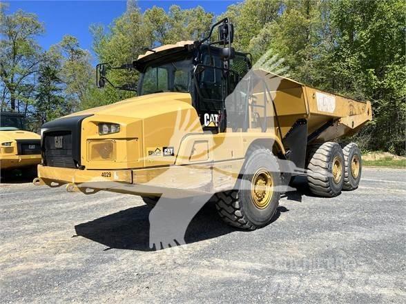CAT 730 Artikulētie pašizgāzēji