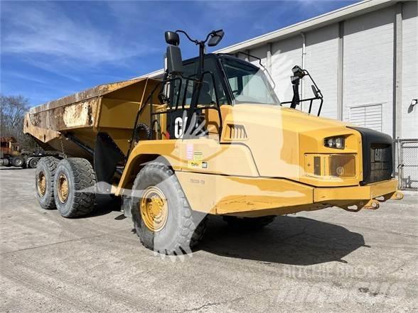 CAT 730C2 Artikulētie pašizgāzēji