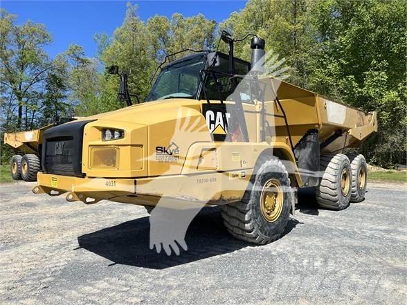 CAT 730C2 Artikulētie pašizgāzēji