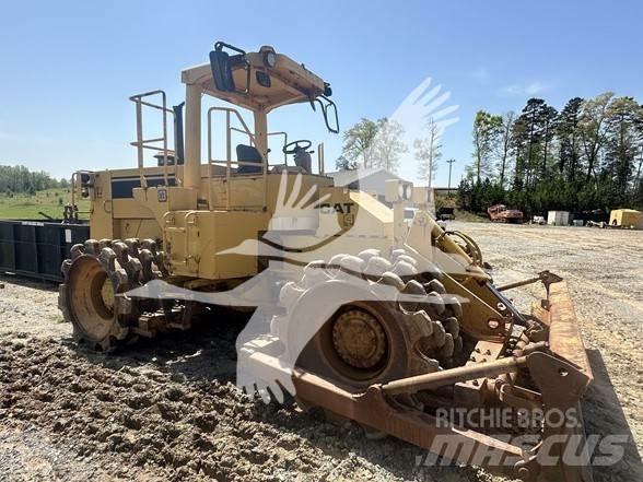 CAT 815B Vienvalča grunts veltņi