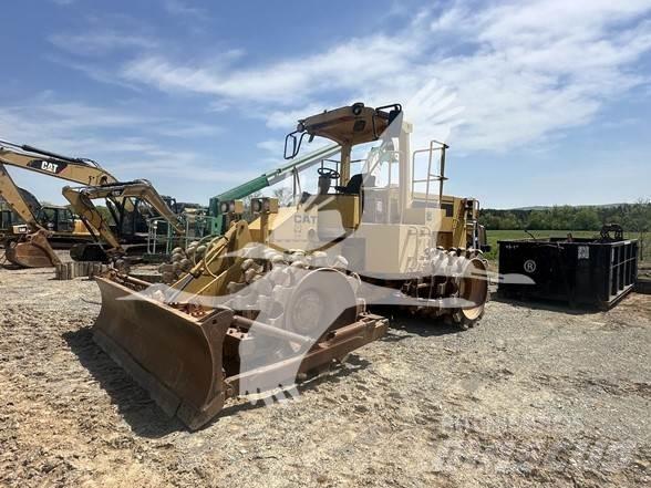 CAT 815B Vienvalča grunts veltņi