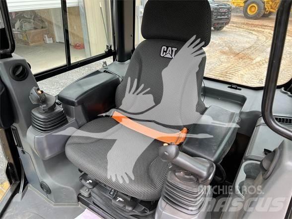 CAT D3 LGP Kāpurķēžu buldozeri