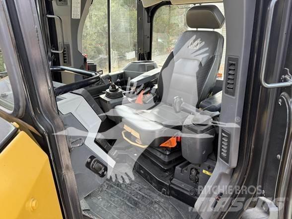CAT D6 Kāpurķēžu buldozeri