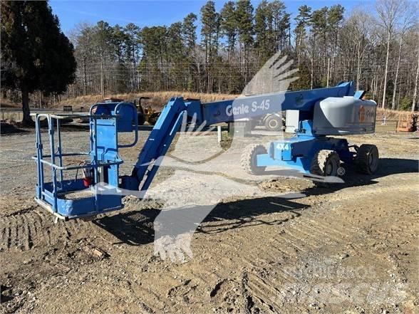 Genie S45 Teleskopiskie pacēlāji