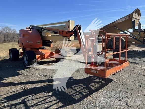 JLG 450AJ Strēles pacēlāji