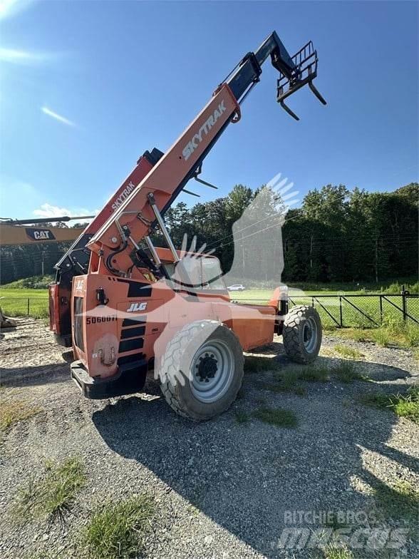 SkyTrak 6042 Teleskopiskie manipulatori