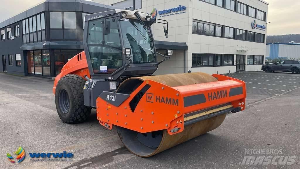 Hamm H13 i Vienvalča grunts veltņi