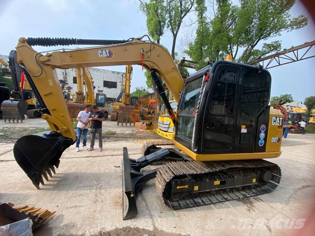 CAT 307 E Mini ekskavatori < 7 t