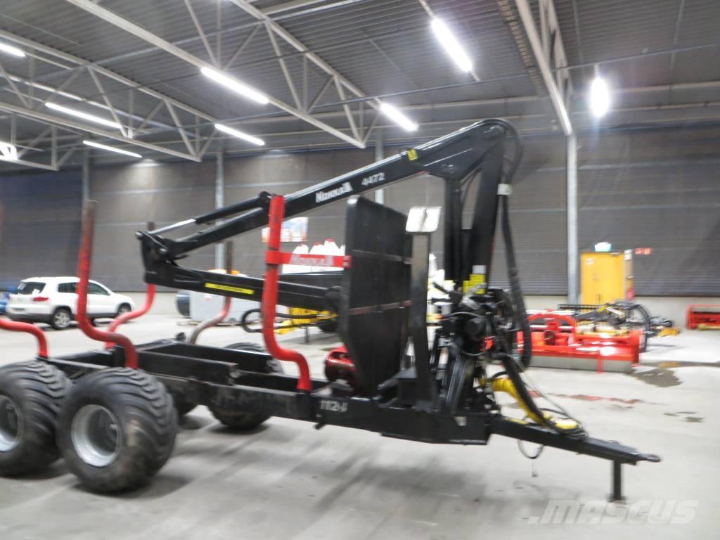 Nokka 4472 + MV1124 Meža piekabes