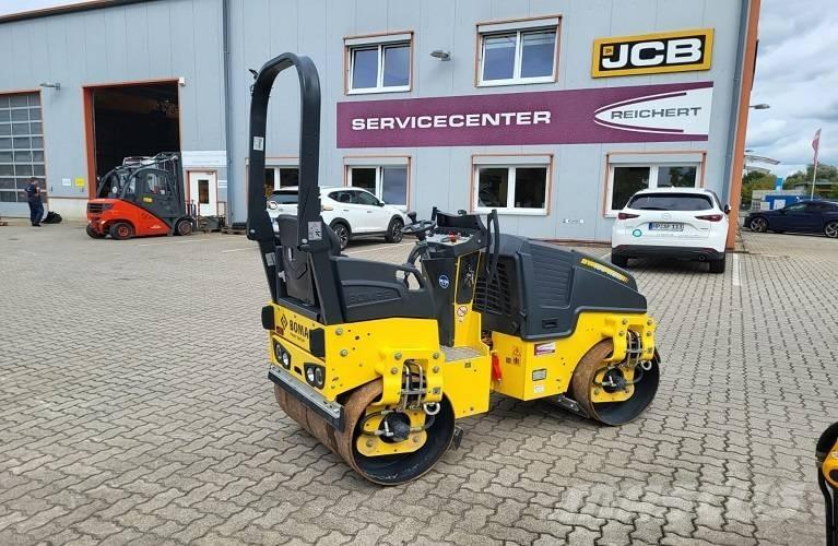Bomag BW 100 AD M-5 Divvalču grunts veltņi