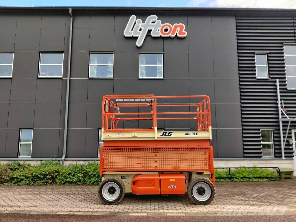 JLG 4069 LE Saxlift Šķerveida pacēlāji
