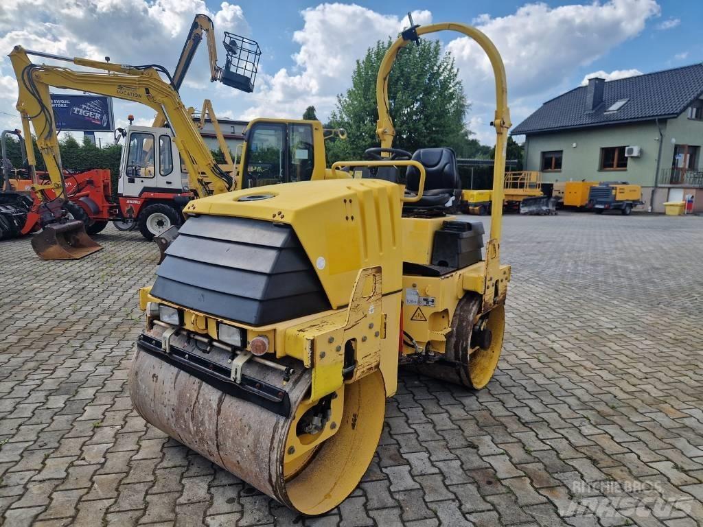 Ammann AV 26-2 Divvalču grunts veltņi