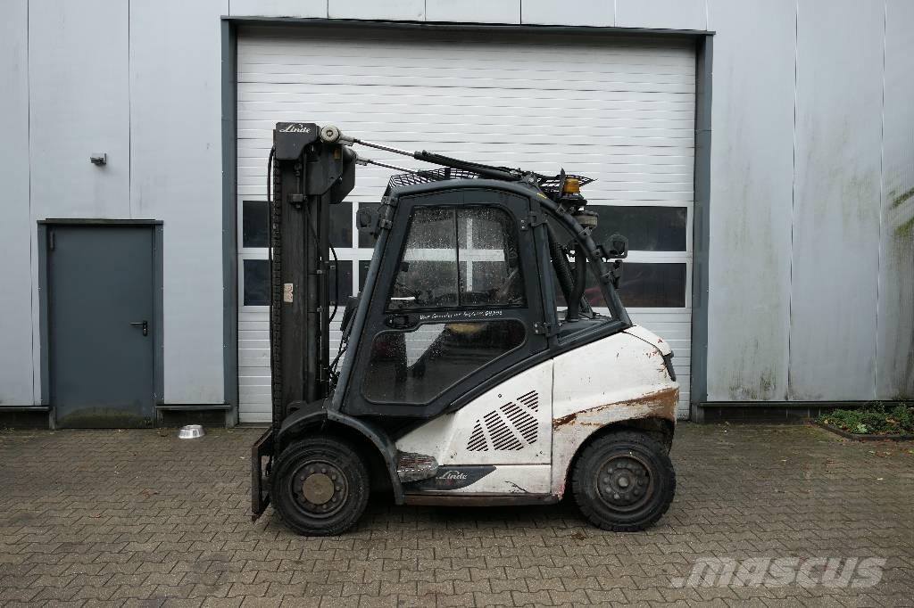 Linde H 40 D-02 Tehnika ar dīzeļa dzinēju