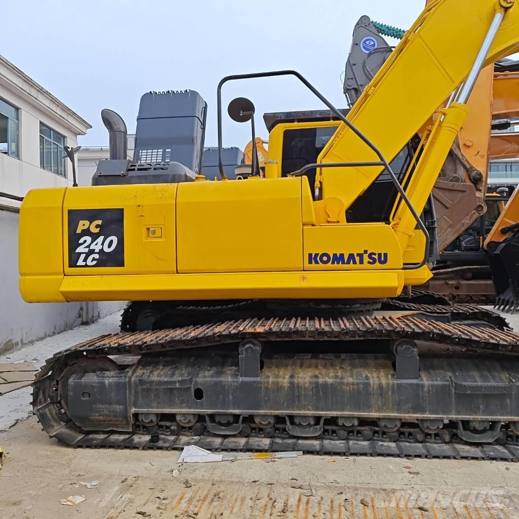 Komatsu PC 240 LC-8 Kāpurķēžu ekskavatori